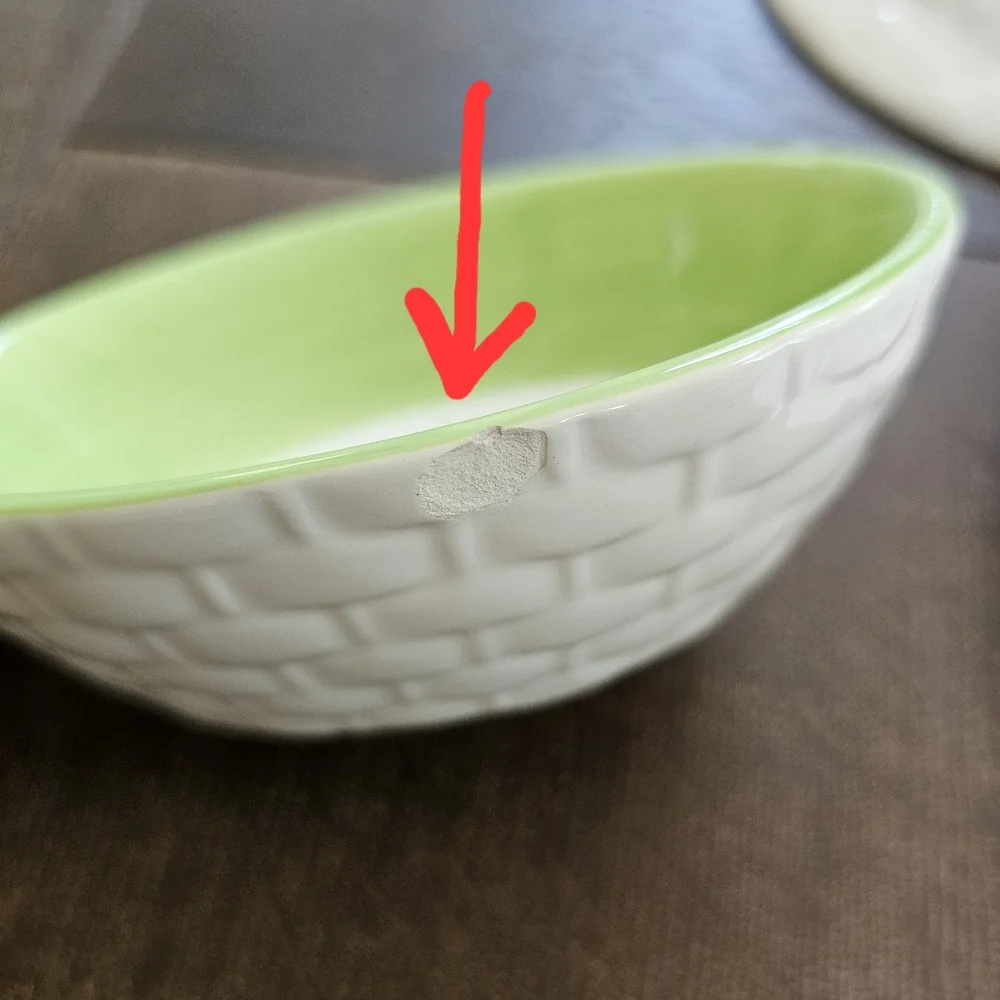 Williams Sonoma Easter Bunny Egg Shaped Plates Ramekins bowls set of 8